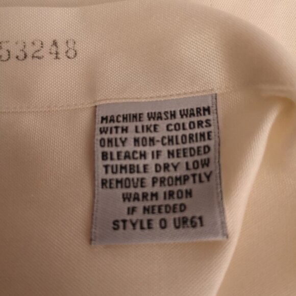 L.L. Bean Men's Size 16.5 Ivory Button Front, Collar & Cuffs Dress Shirt - Picture 4 of 5